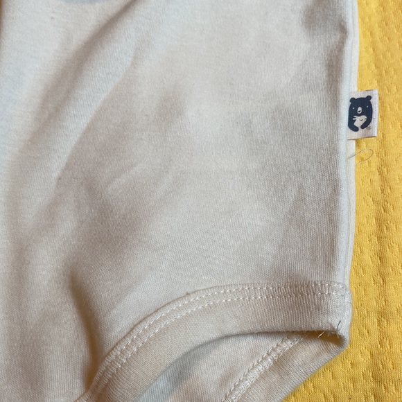 2 piece set 6-9mos. NWT! Onsie with pants, organic cotton - Picture 10 of 16